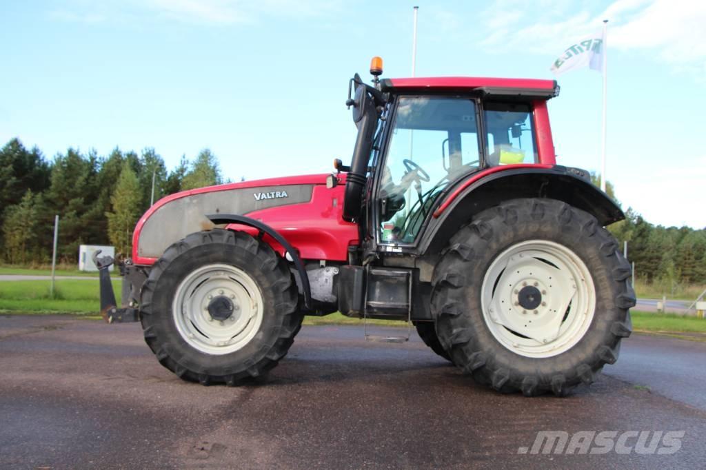 Valtra T 131 트랙터