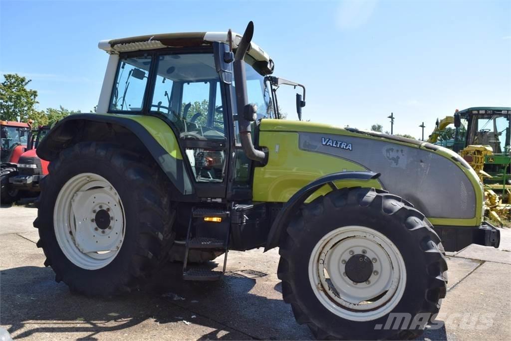 Valtra T120 트랙터