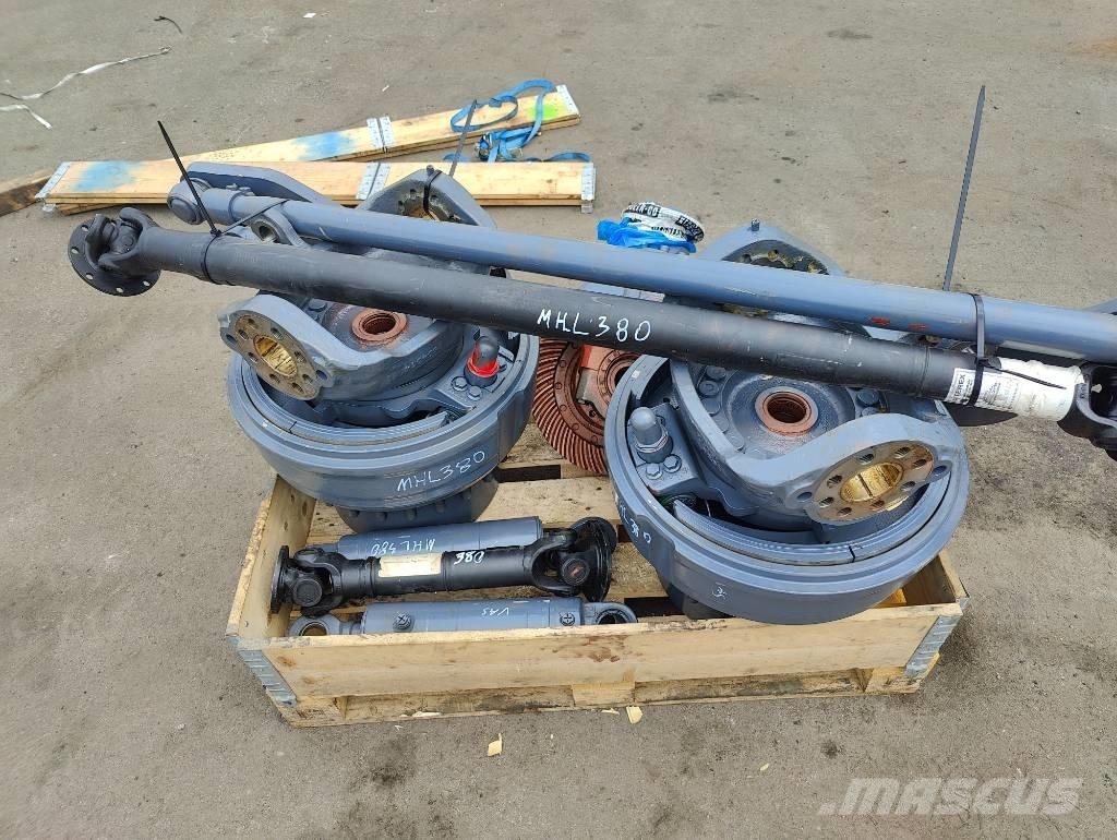 Fuchs MHL 380 섀시 및 서스펜션