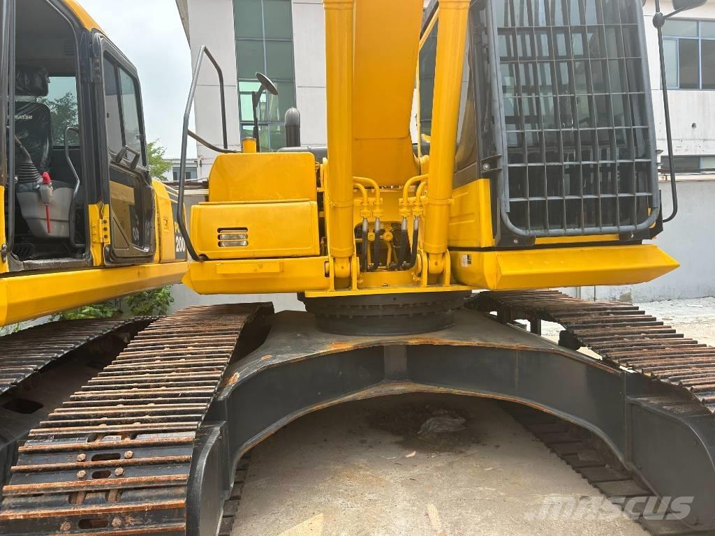 Komatsu PC240LC-8 대형 굴삭기 29톤 이상
