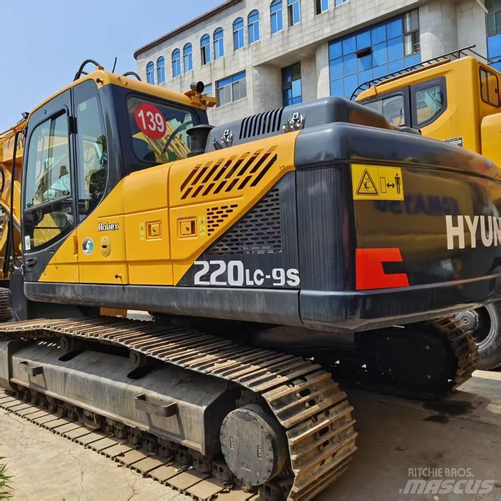 Hyundai 220lc-9s 대형 굴삭기 29톤 이상