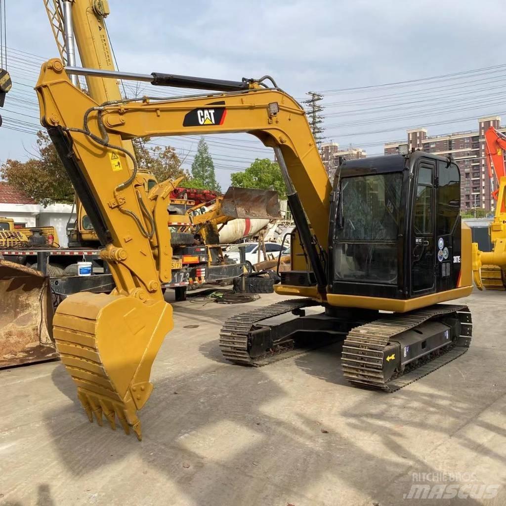 CAT 307 소형 굴삭기 7톤 미만