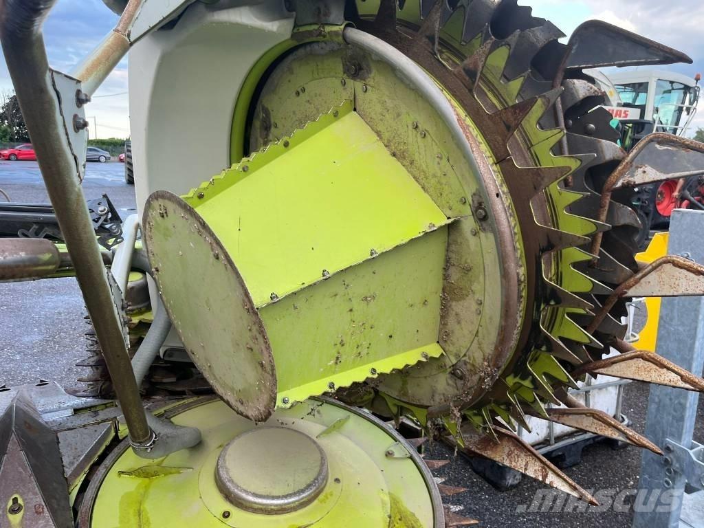 CLAAS Orbis 600 자동 초지기계