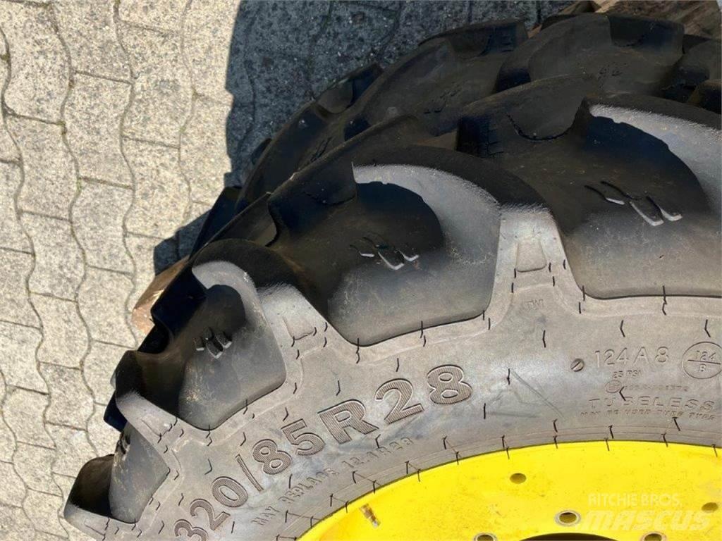 Alliance 320/85R28 타이어, 휠 및 림