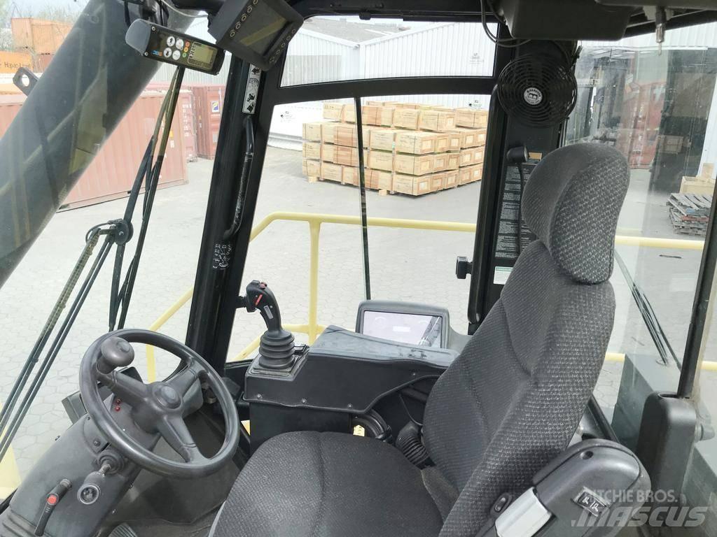 Hyster RS45-31CH 리치 스태커