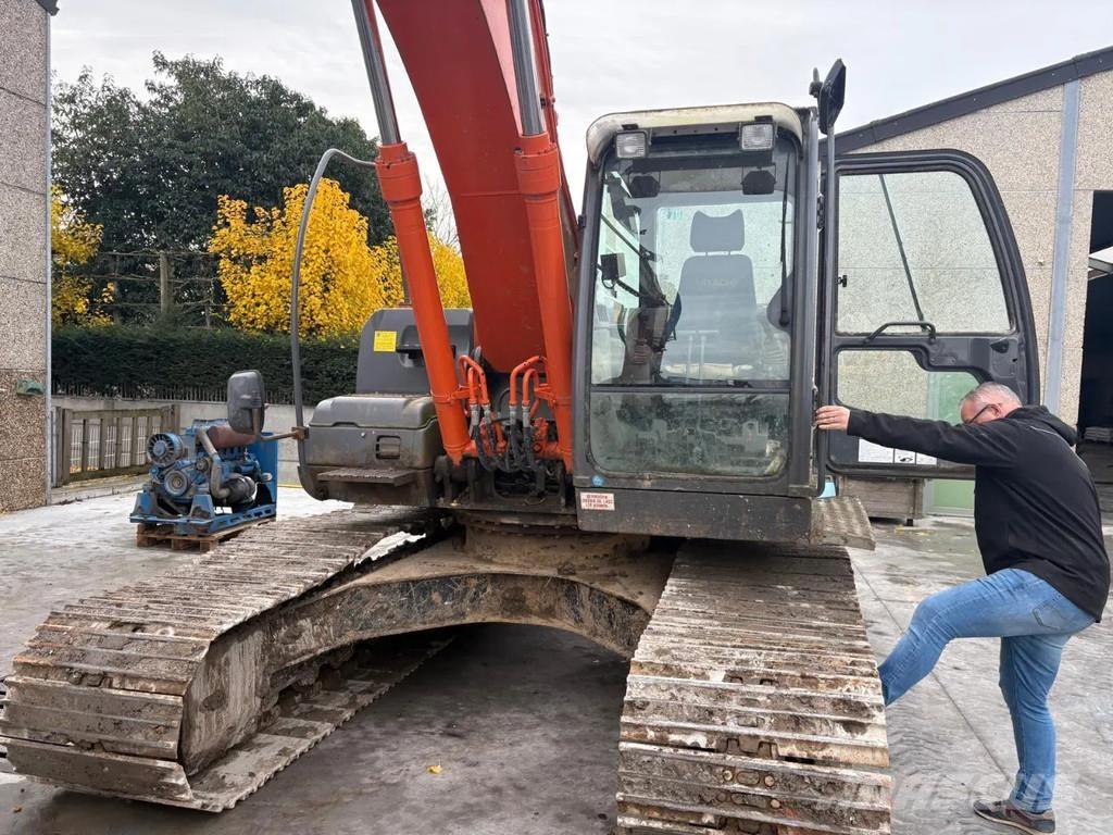 Hitachi ZX210LC-3 대형 굴삭기 29톤 이상