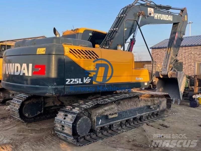 Hyundai 225VS 대형 굴삭기 29톤 이상