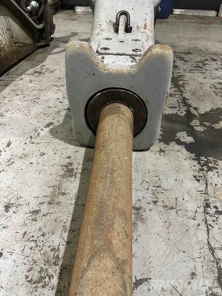 Furukawa F45LN 브레이커