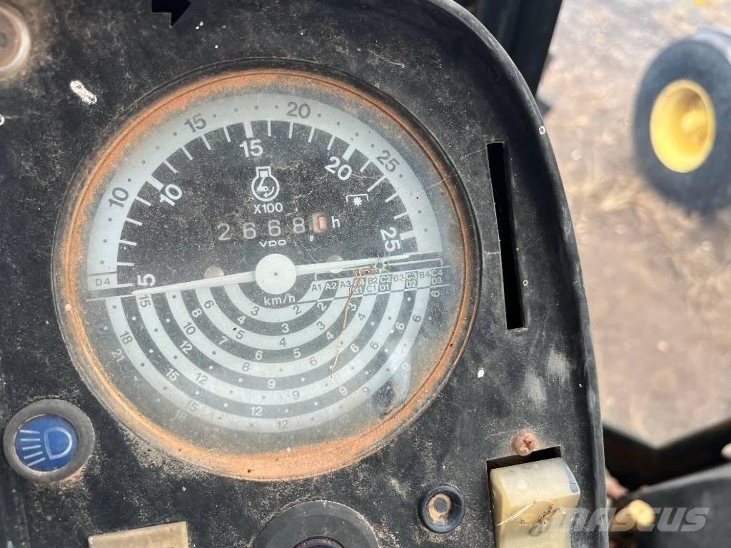 John Deere 4240 S 트랙터