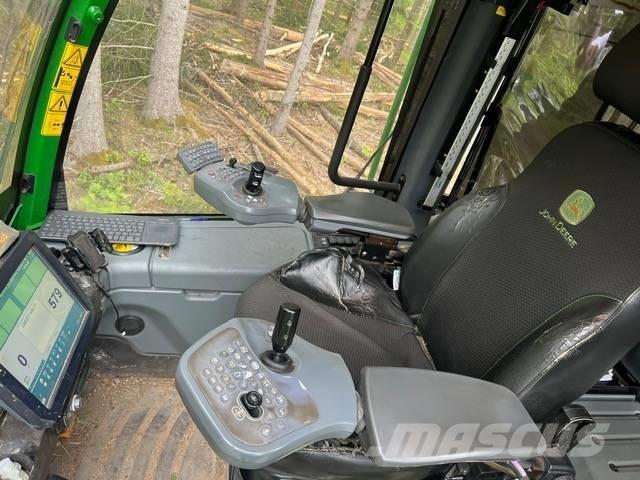 John Deere 1170 G 원목 하베스터