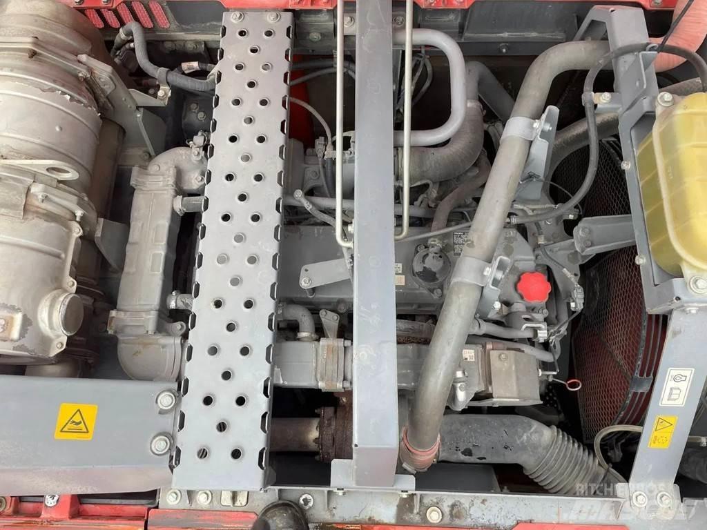 Hitachi ZX300LC-6 대형 굴삭기 29톤 이상