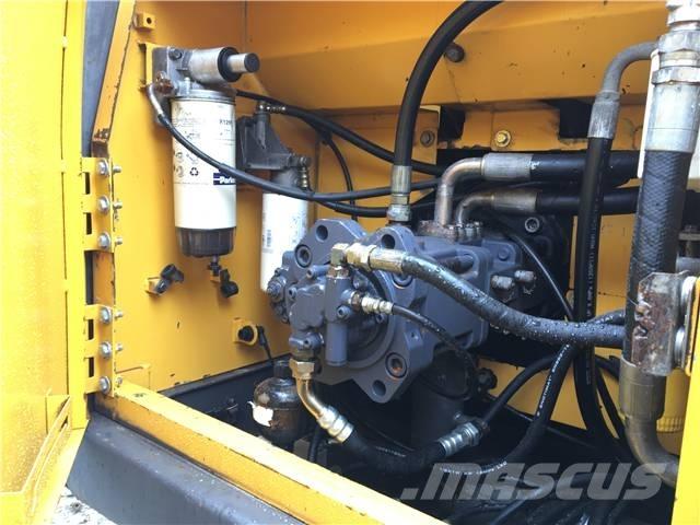 Volvo EC240BLC 대형 굴삭기 29톤 이상