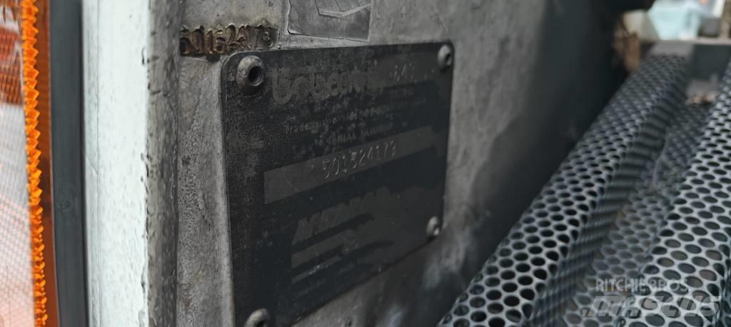 Bobcat 643  스키드로더