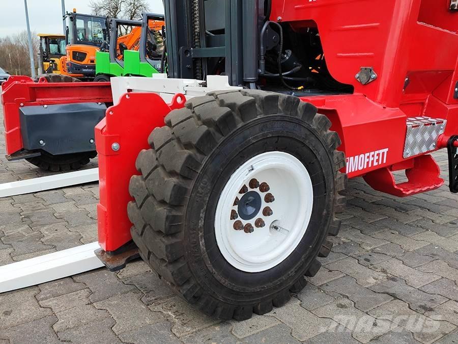 Moffett M5 20.3 트럭 장착 포크리프트