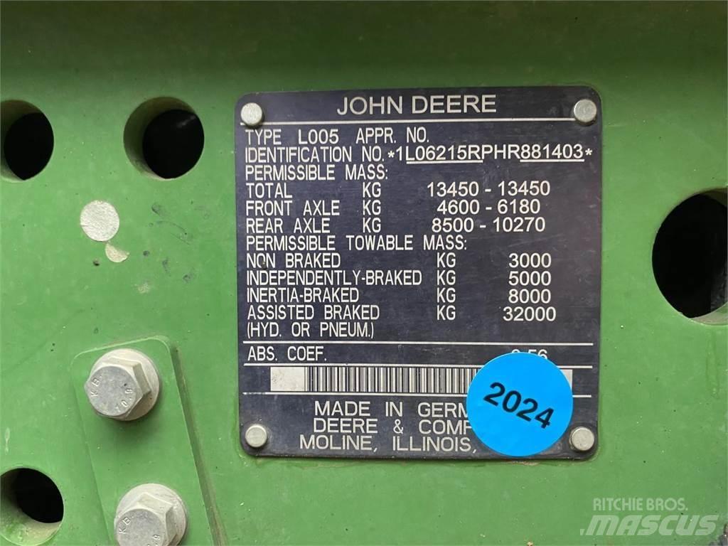 John Deere 6215R 트랙터
