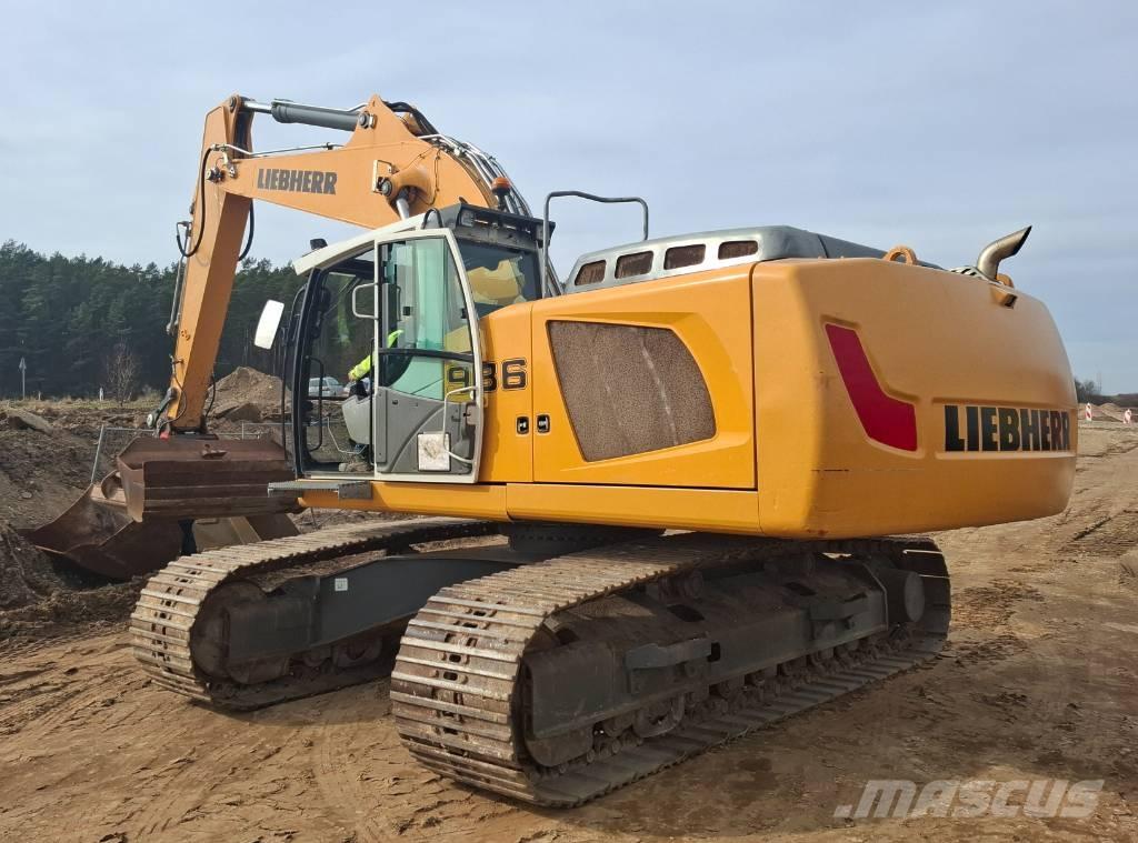 Liebherr 936 대형 굴삭기 29톤 이상