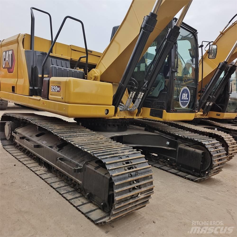 CAT 320 GC 대형 굴삭기 29톤 이상