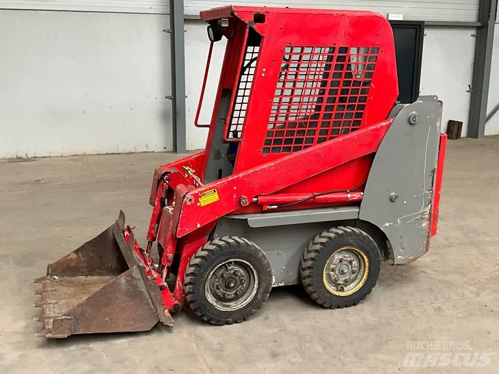 Gehl SL1640 E  스키드로더
