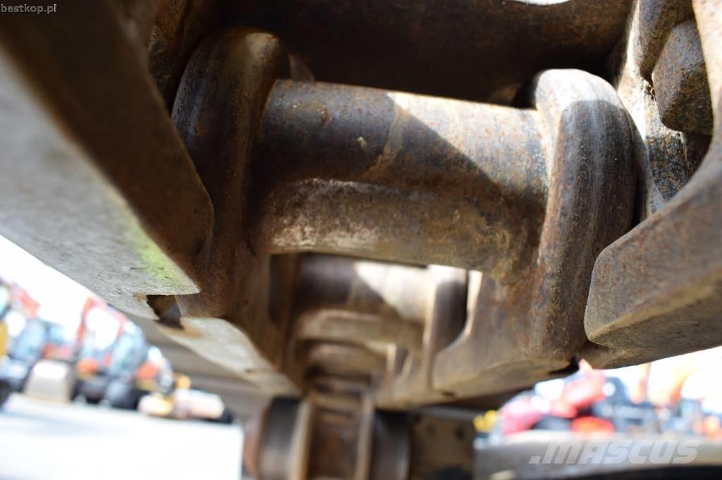 Komatsu PC 210 LC-11 대형 굴삭기 29톤 이상