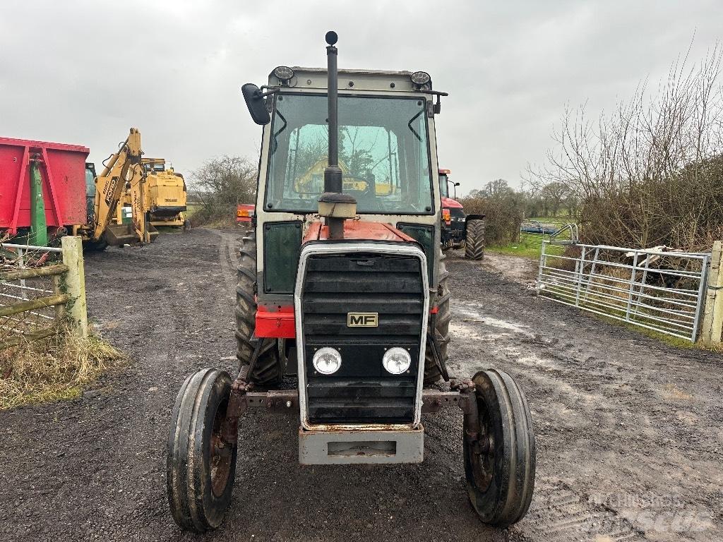 Massey Ferguson 690 트랙터