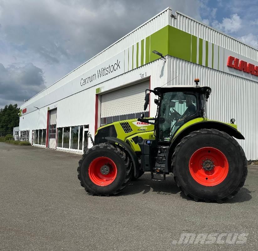 CLAAS Axion 870 트랙터