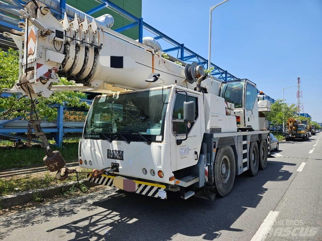 Liebherr LTM1055 A/T 크레인