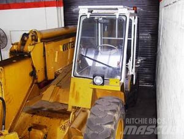 JCB 530B-4HL 험지용 트럭