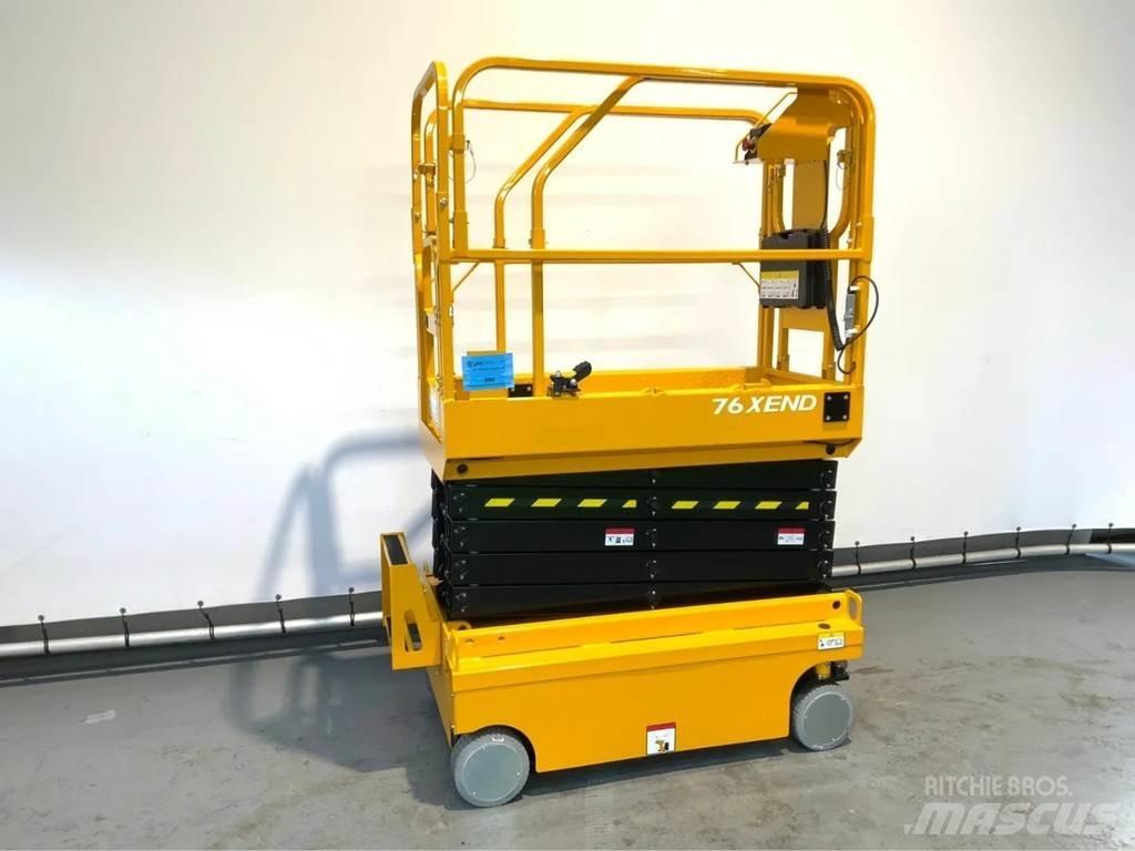 John Deere 76XEND 가위형 리프트