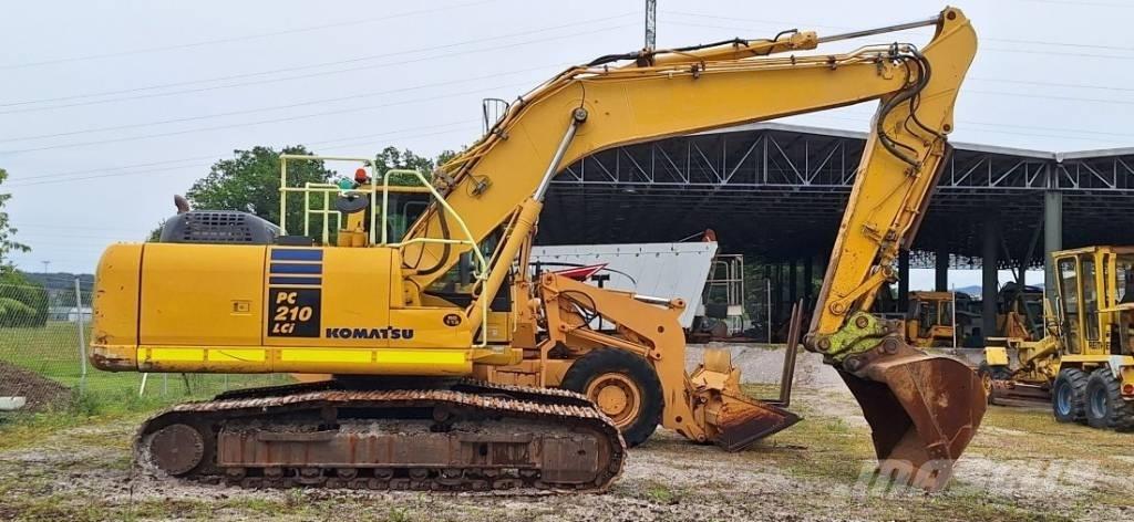 Komatsu PC 210 대형 굴삭기 29톤 이상
