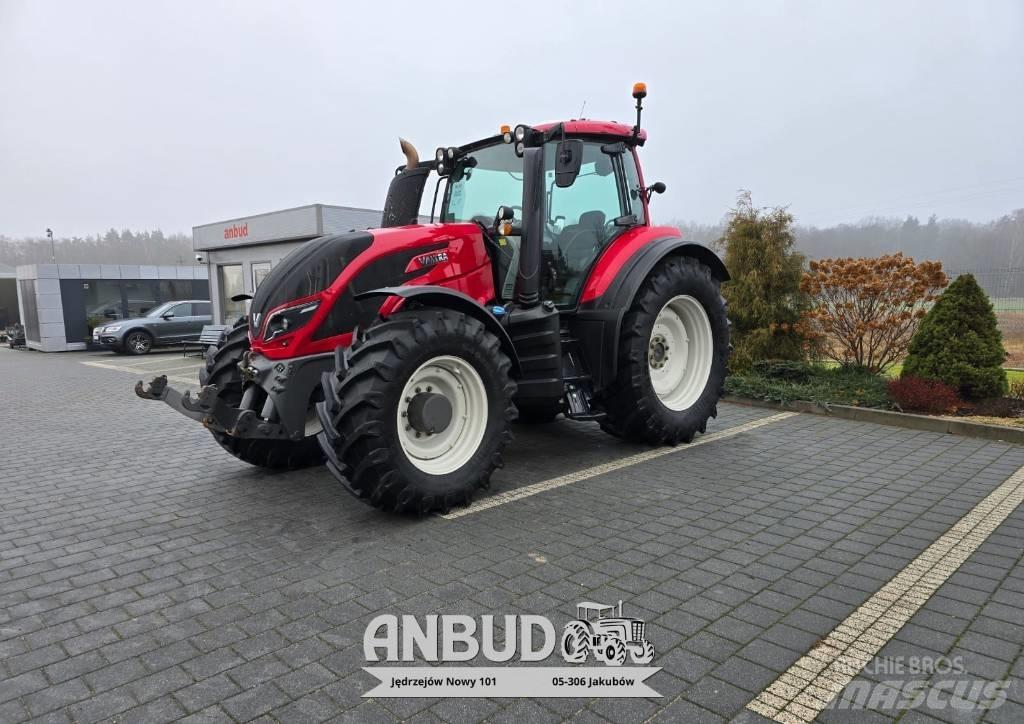 Valtra T234 Versu 트랙터