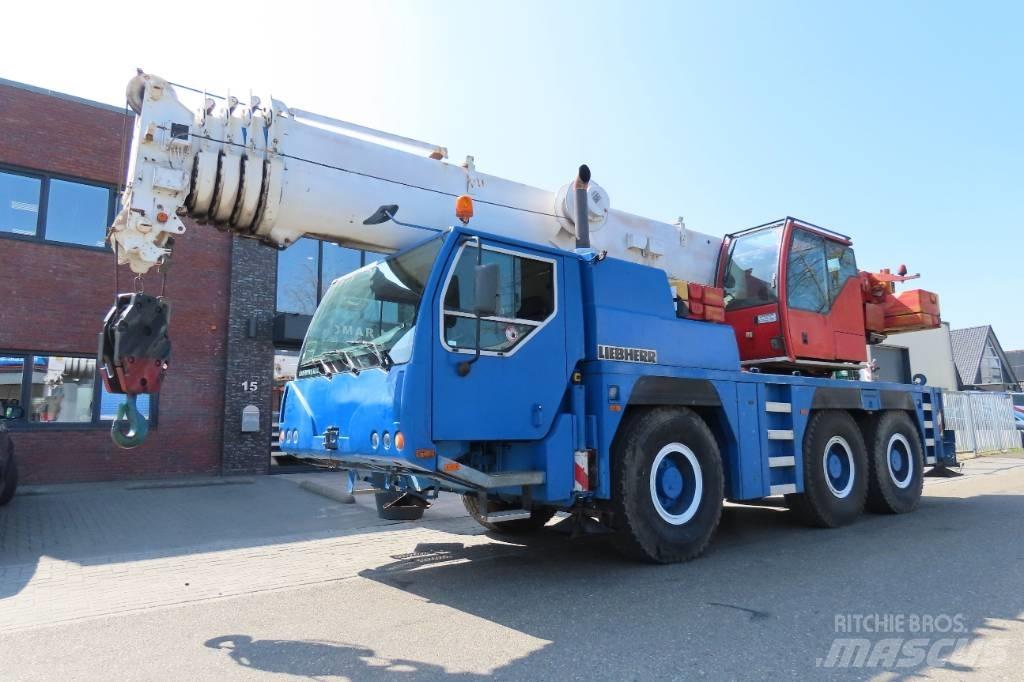Liebherr LTM 1055-1 A/T 크레인