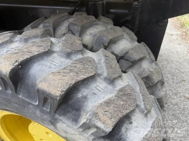 New Holland WE 170 C  휠 굴삭기