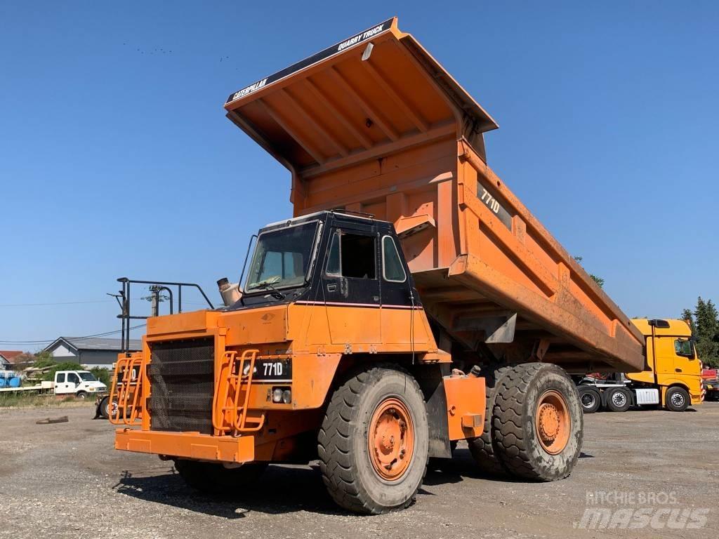 CAT 771 D 초대형 덤프 트럭