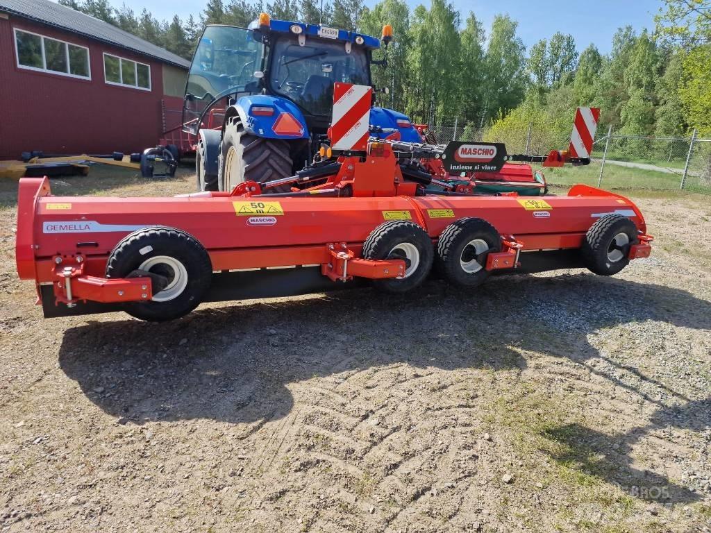 Maschio Gemella 620 목장 제초기 및 토퍼