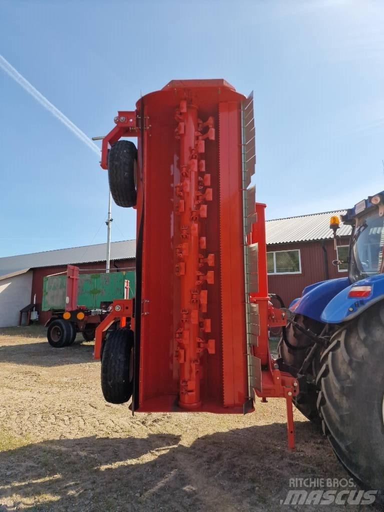 Maschio Gemella 620 목장 제초기 및 토퍼