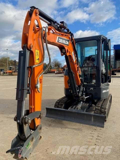 Develon DX 27 Z-7 소형 굴삭기 7톤 미만