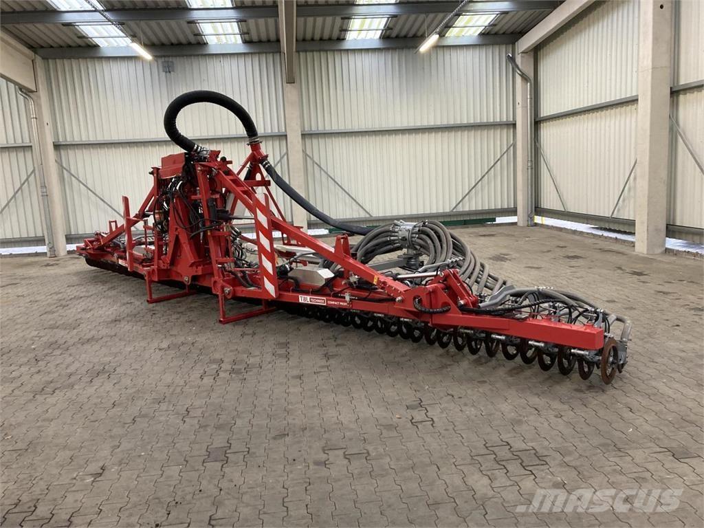  Compakt Profi 퇴비살포기