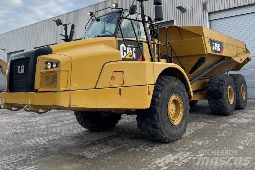CAT 745 C 연결식 홀러