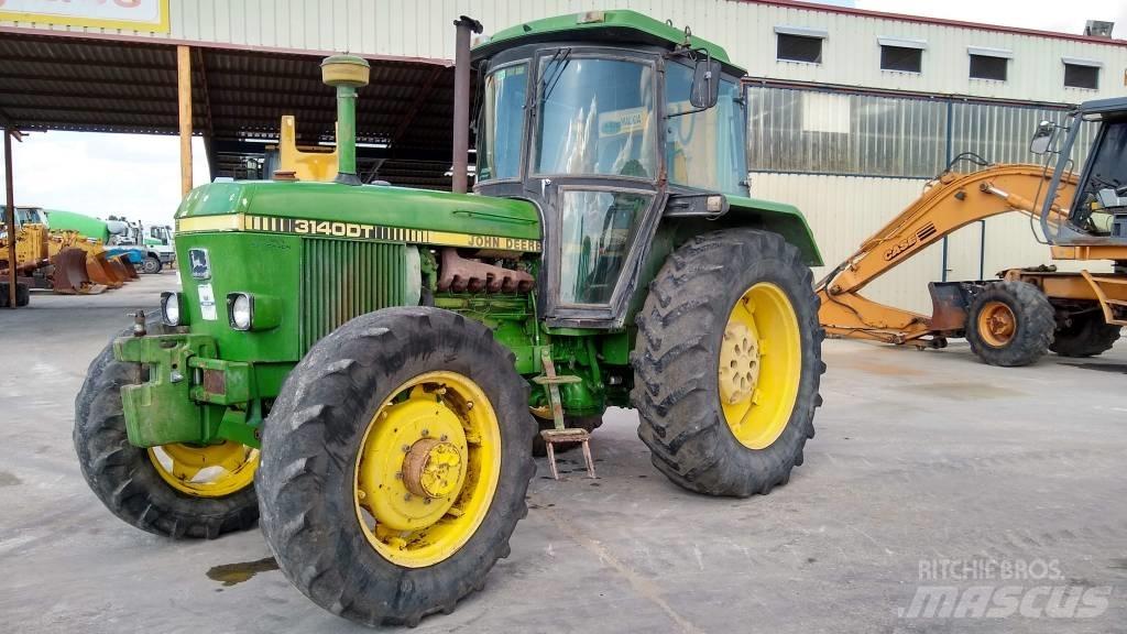 John Deere 3140 DT 트랙터