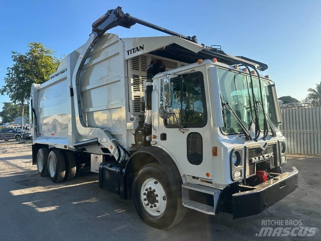 Mack MRU 613 폐기물 수거 트럭