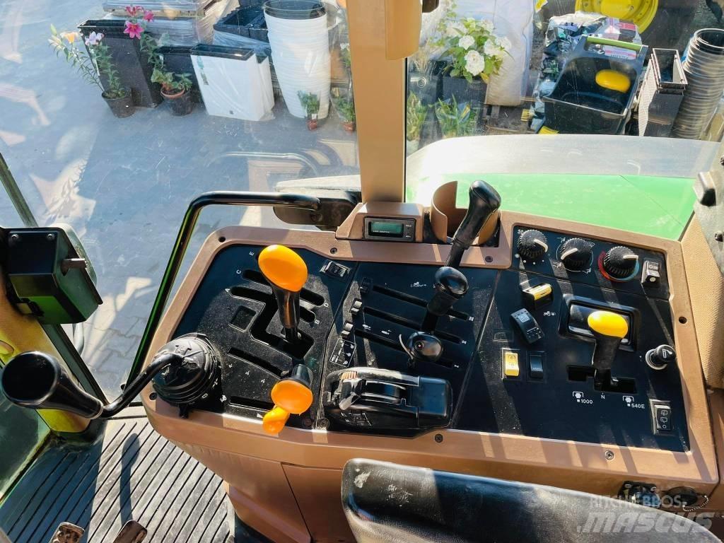 John Deere 7810 트랙터