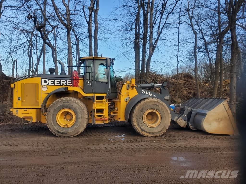 John Deere 744 K  휠로우더