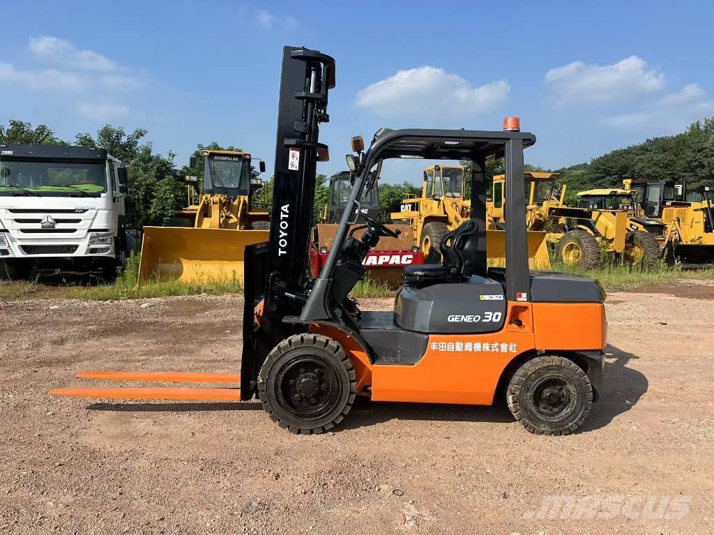 Toyota 30 forklift 디젤 지게차