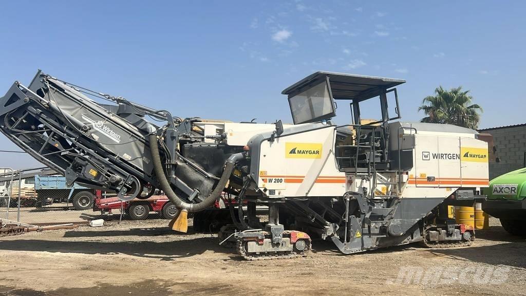 Wirtgen W 200 아스팔트 분할 기계