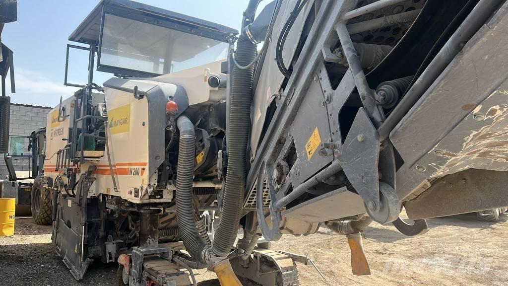 Wirtgen W 200 아스팔트 분할 기계
