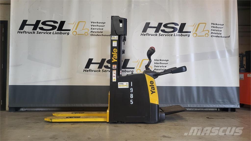 Yale MS14X-IL 보행식 리치 지게차