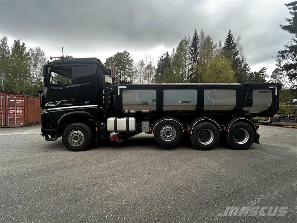 Sisu Polar 625 시립/다목적 차량