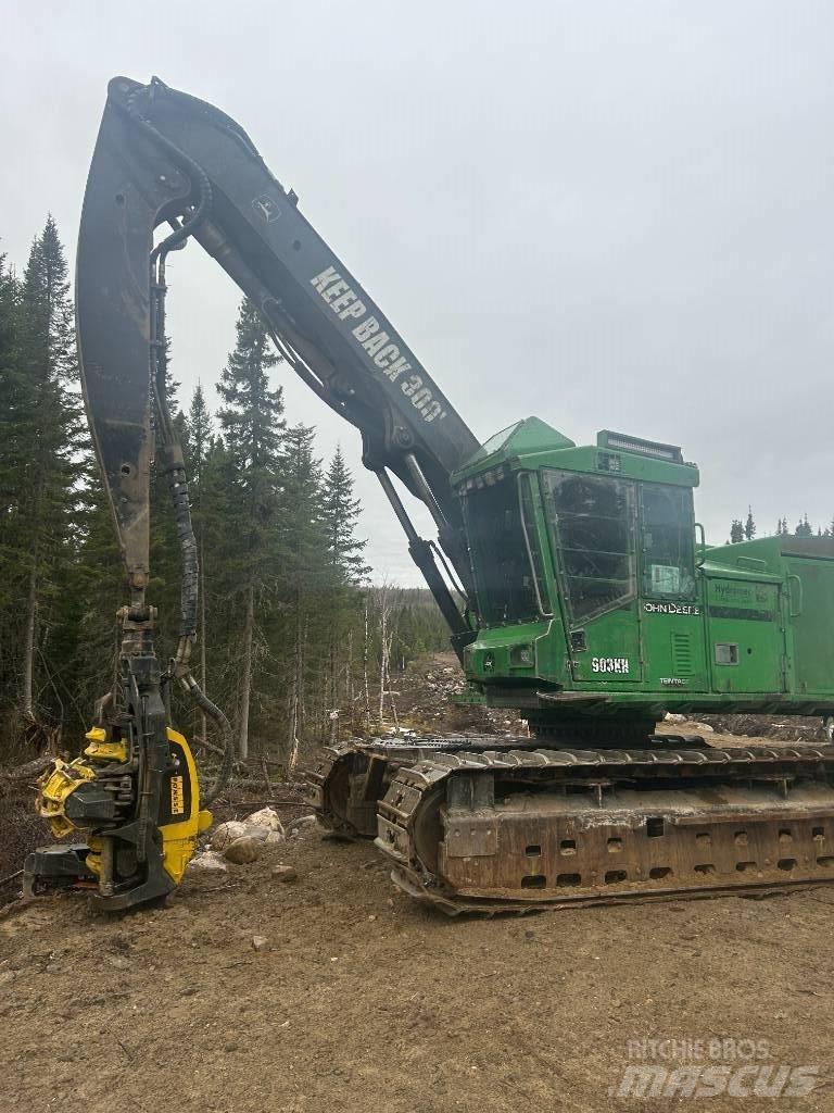 John Deere 903 K 원목 하베스터