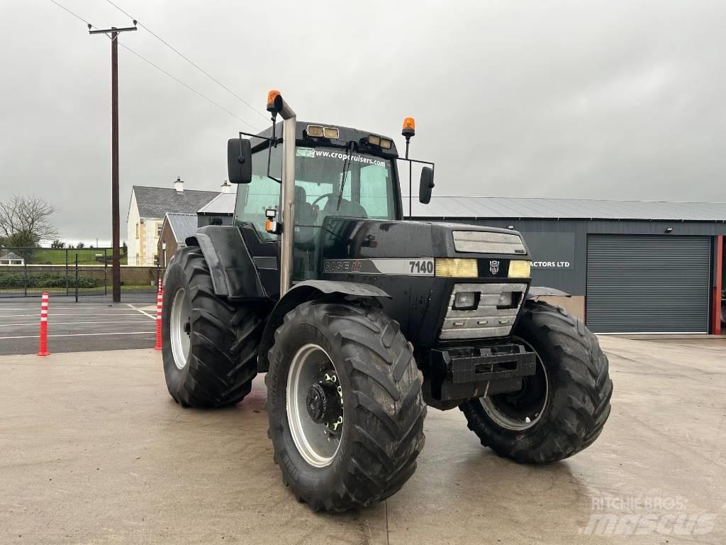 CASE 7140 트랙터