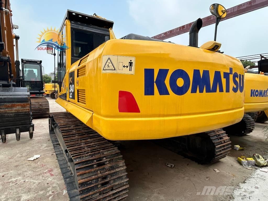 Komatsu PC 240 LC-8 대형 굴삭기 29톤 이상